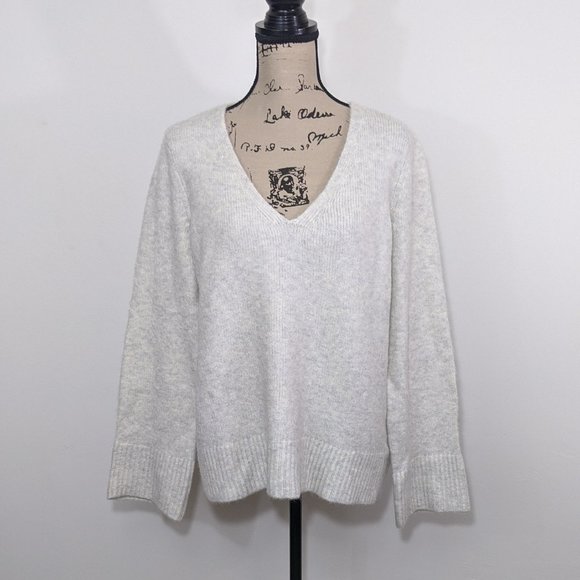 NWT CALVIN KLEIN JEANS Boxy Alpaca Blend Sweater L - Picture 2 of 10